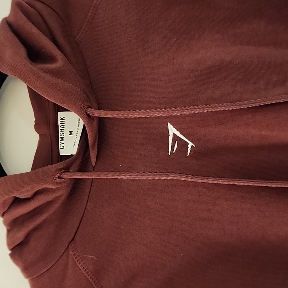 Gym Shark cropped hoodie color brown/white size M PTP 22 in. Length 17 in - Picture 2 of 5